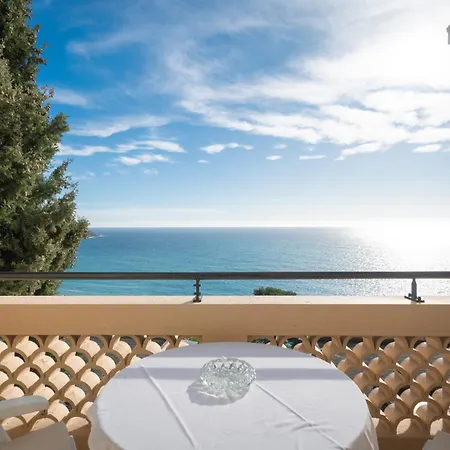 Le 4* Rocabruna